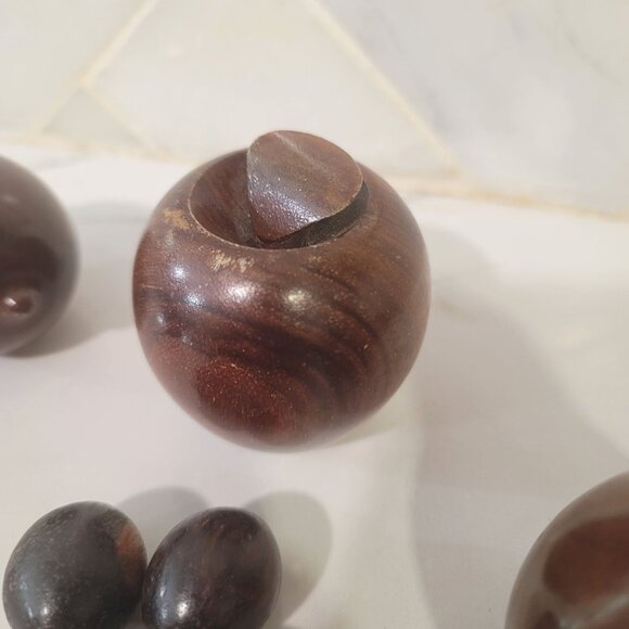 Vintage Hand-Carved Wooden Fruit Set - Banana Grapes Pear Apple - Picture 7 of 13